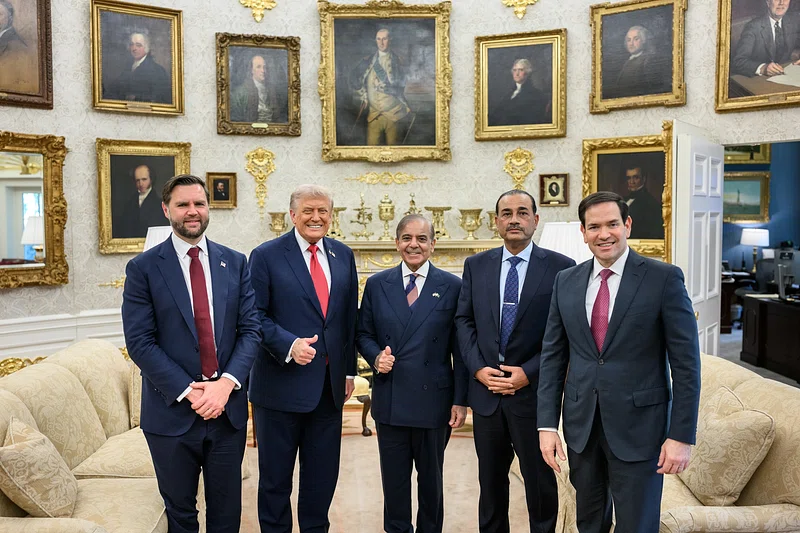 Pakistan Prime Minister with Donald Trump and officials during high-level diplomatic meeting